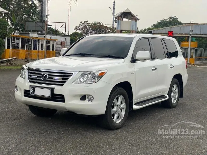 2011 Lexus LX 570 SUV