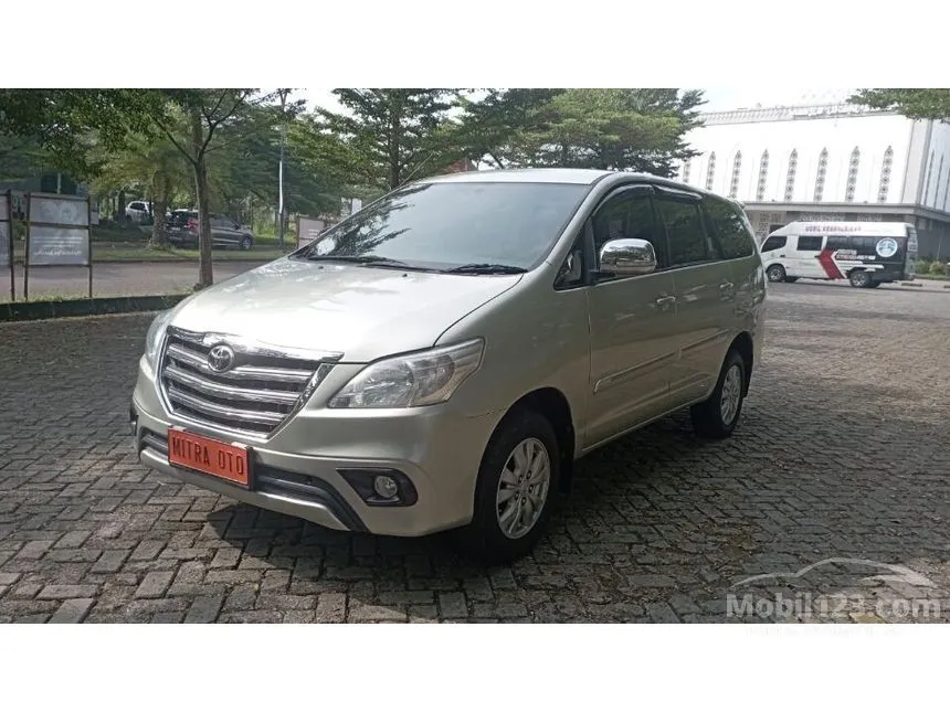 Jual Mobil Toyota Kijang Innova 2014 G 2.0 di Jawa Barat Automatic MPV Silver Rp 175.000.000