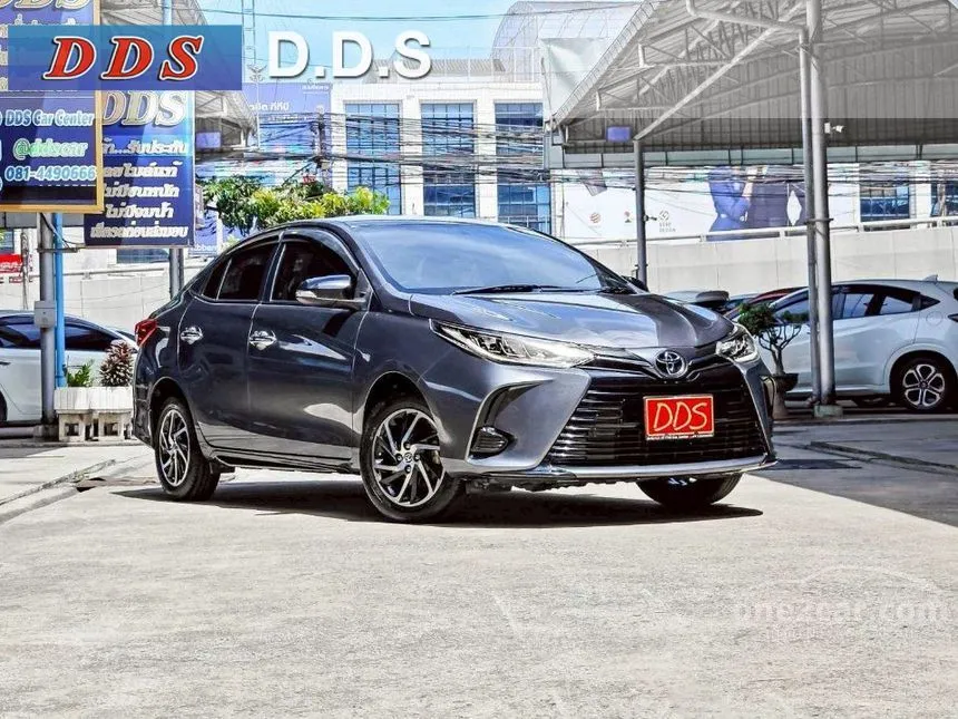 2022 Toyota Yaris Ativ Sport Sedan