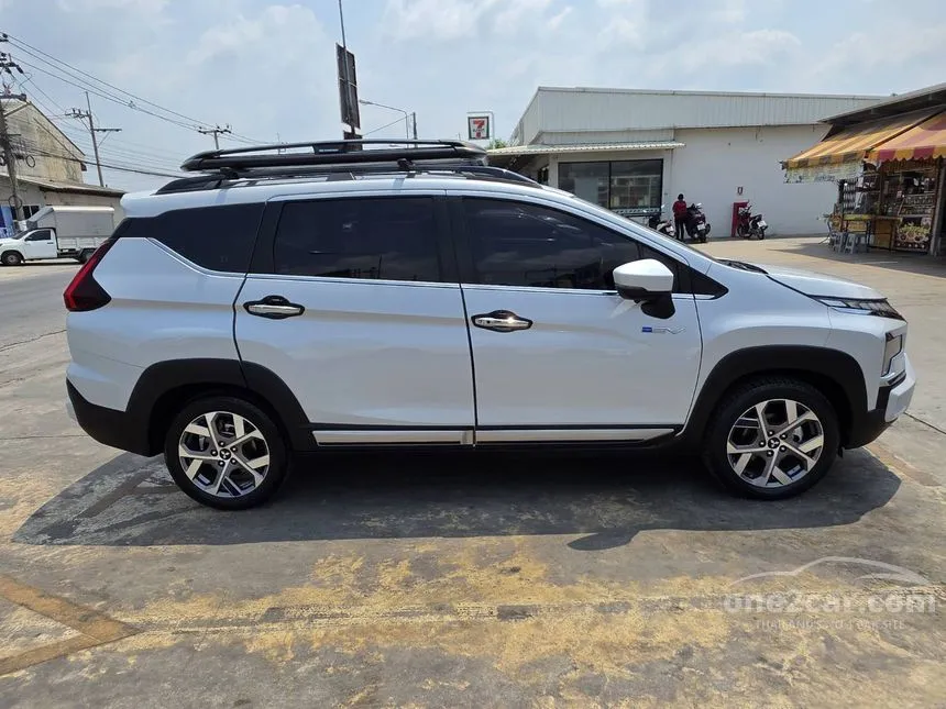 2024 Mitsubishi Xpander Cross HEV Cross Wagon