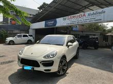 Porsche cayenne 4.8 turbo cbu top full option 2011 panoramic warna putih low km
