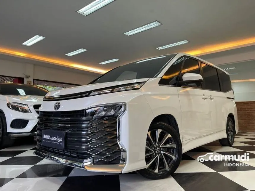 Jual Mobil Toyota Voxy 2022 2.0 di DKI Jakarta Automatic Wagon Putih Rp 545.000.000