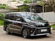 2018 Toyota Voxy 2.0 MPV - LOW KM - Tdp hanya 15jt - TERMURAH