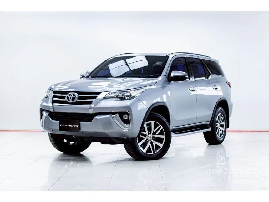 2017 Toyota FORTUNER V SUV