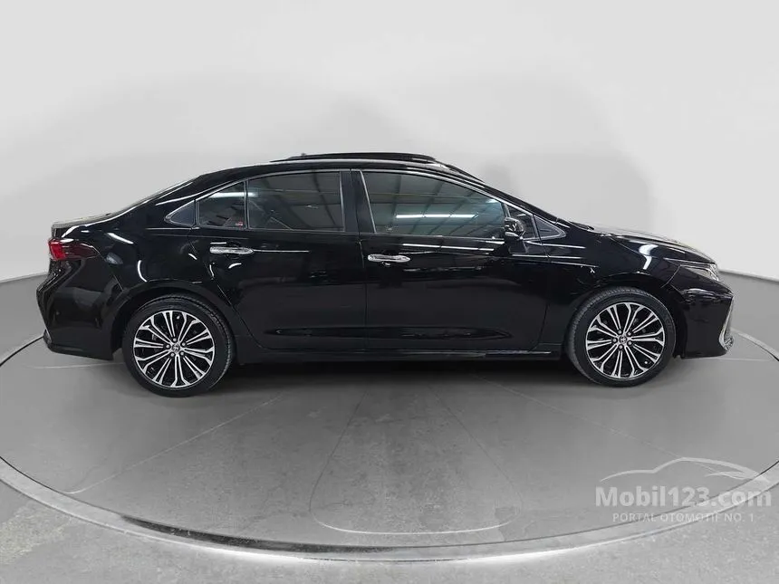 2020 Toyota Corolla Altis V Sedan