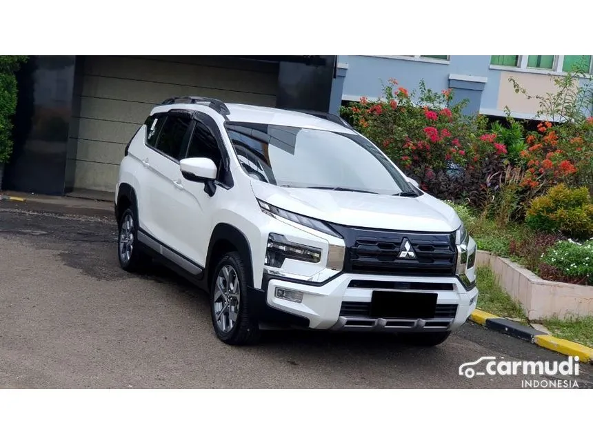 2023 Mitsubishi Xpander Cross Premium MPV