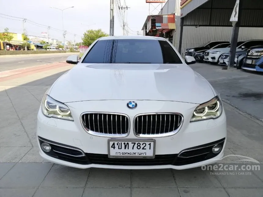 2016 BMW 528i Luxury Sedan