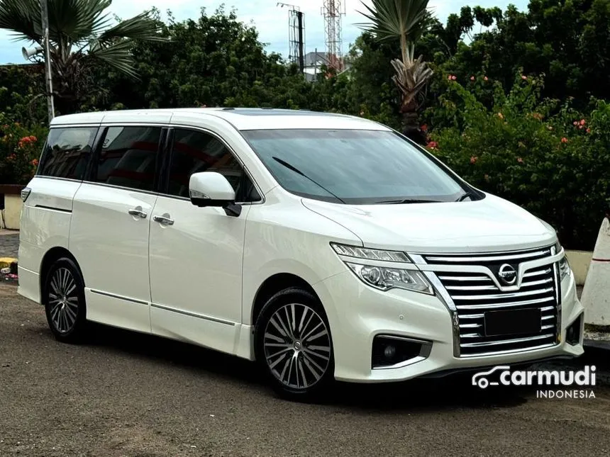 2014 Nissan Elgrand Highway Star MPV