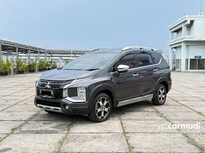 2022 Mitsubishi Xpander Cross Premium MPV