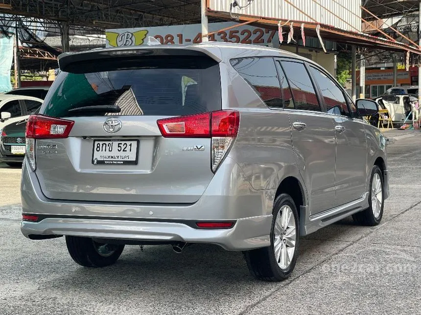 2019 Toyota INNOVA Crysta V Wagon