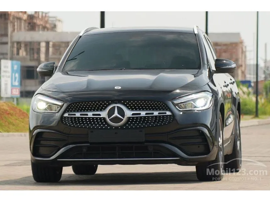 2022 Mercedes-Benz GLA200 AMG Line SUV