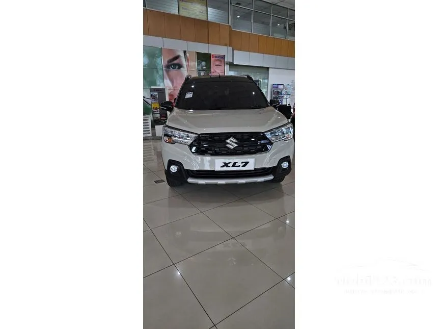 Jual Mobil Suzuki XL7 2024 ALPHA Hybrid 1.5 di DKI Jakarta Automatic Wagon Silver Rp 250.000.000