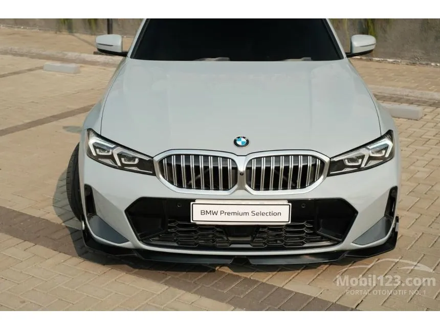 2024 BMW 320i M Sport Sedan