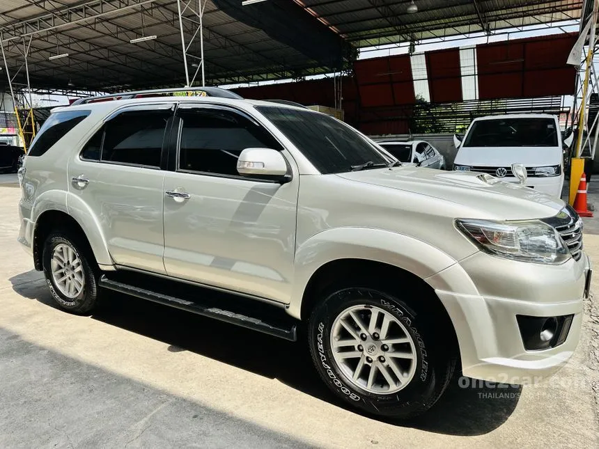 2014 Toyota FORTUNER V SUV