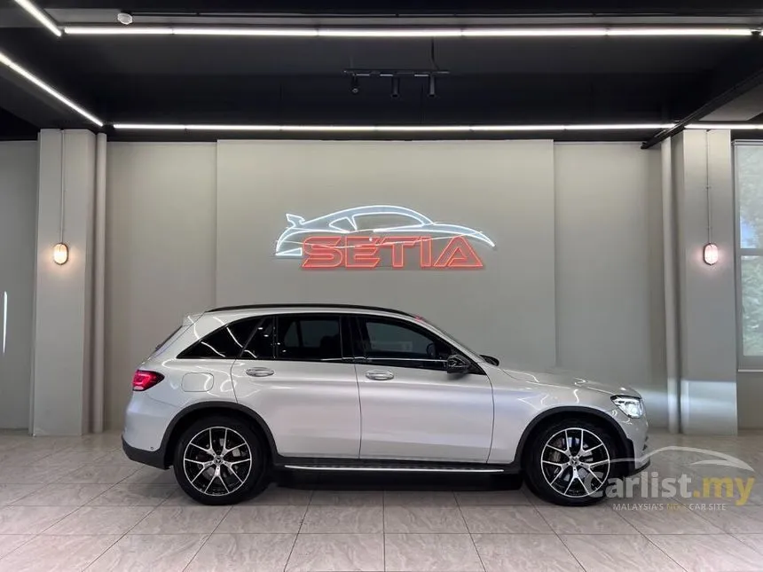 2019 Mercedes-Benz GLC300 4MATIC AMG Line SUV