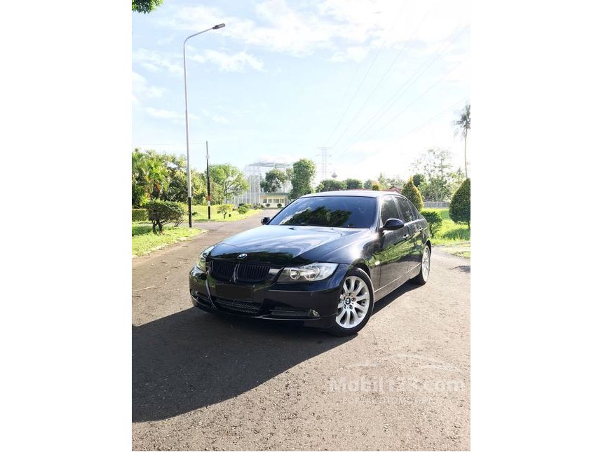 Jual Mobil  BMW  320i 2008 E90 2 0 di Jawa Tengah Automatic 