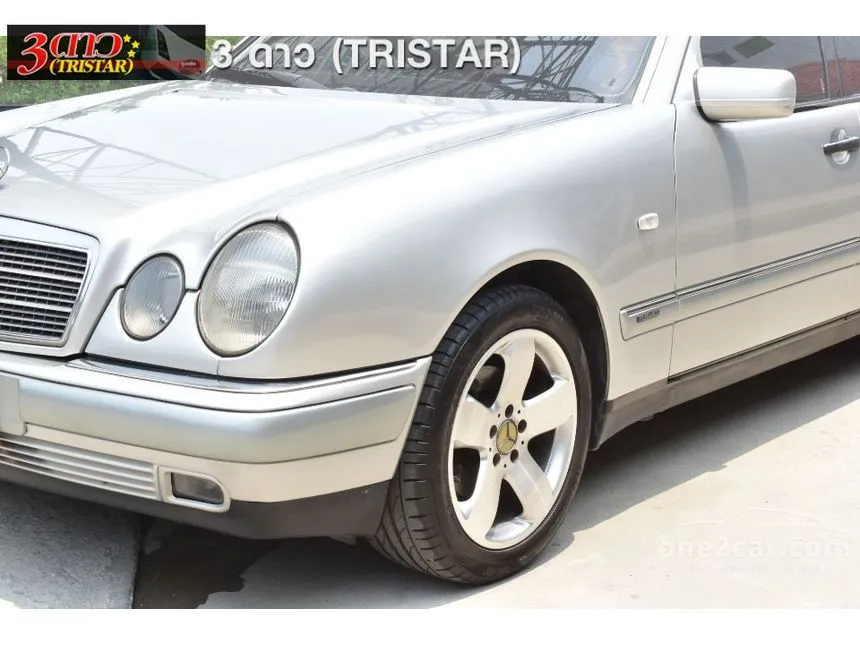 2000 Mercedes-Benz E230 Elegance Sedan