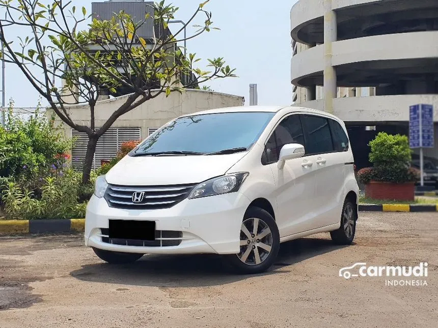 2011 Honda Freed Power Sliding Door MPV