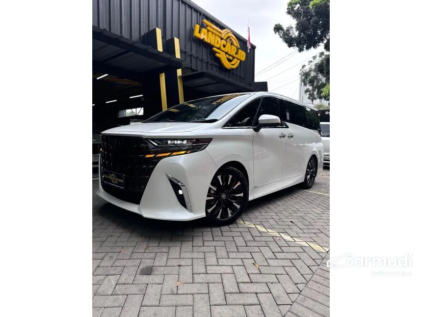 2023 Toyota Alphard HEV MPV