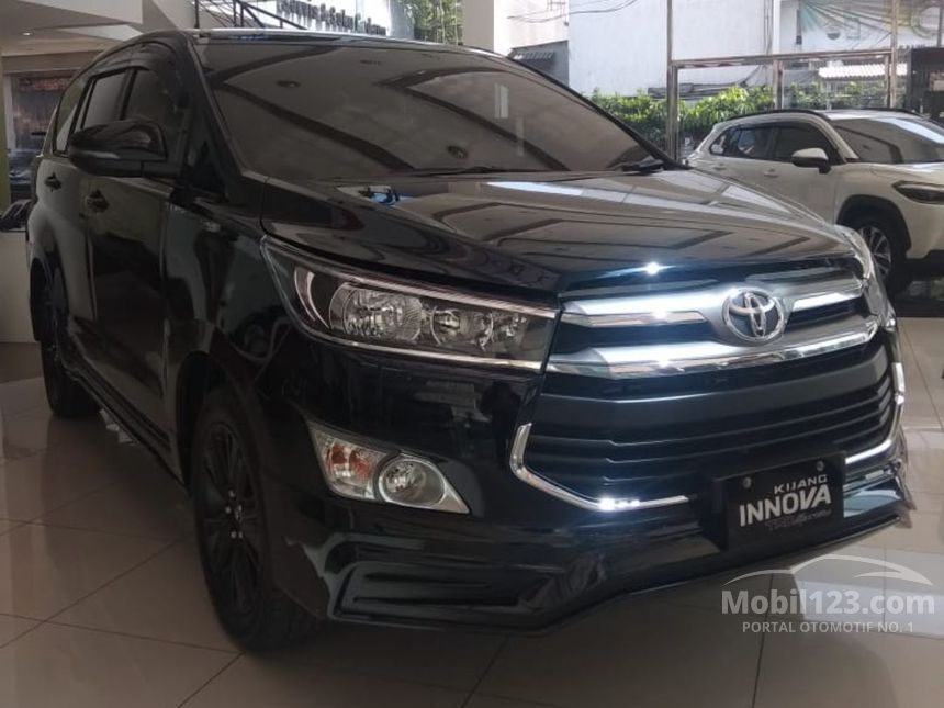 Kijang Innova TRD Sportivo: Legenda yang Bertransformasi