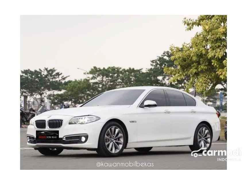 2016 BMW 520i Luxury Sedan