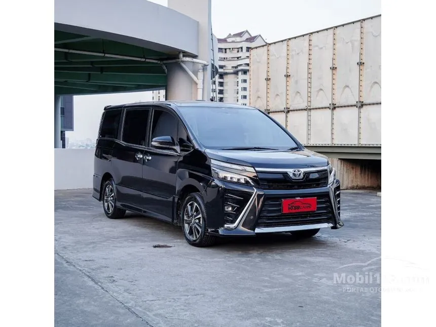 Jual Mobil Toyota Voxy 2018 2.0 di Banten Automatic Wagon Hitam Rp 359.000.000