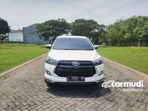 2019 Toyota Innova Venturer 2.4 Wagon automatic tgn1 istimewa putih PMK 2020