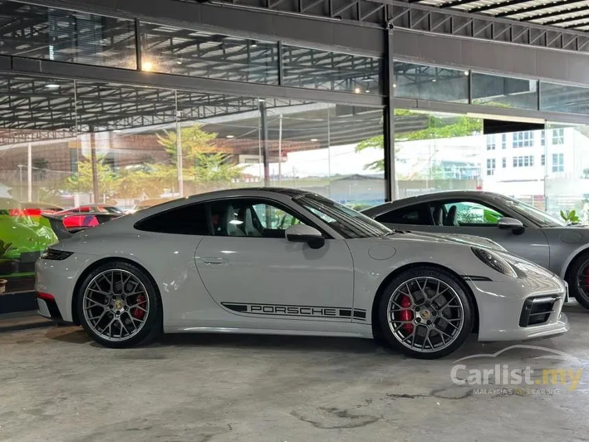 2020 Porsche 911 Carrera 4S Coupe