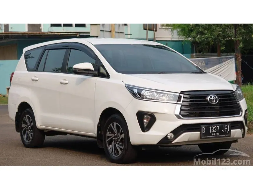 Jual Mobil Toyota Kijang Innova 2022 G 2.4 di Banten Automatic MPV Putih Rp 363.000.000