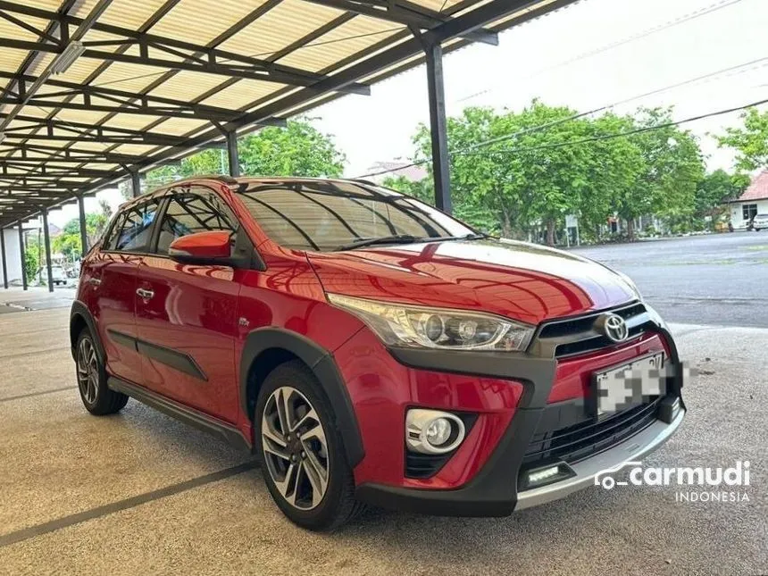 Jual Mobil Toyota Yaris 2017 TRD Sportivo Heykers 1.5 di Jawa Timur Automatic Hatchback Merah Rp 189.000.000
