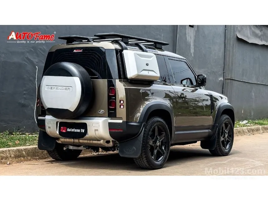 2021 Land Rover Defender 90 SE P300 SUV