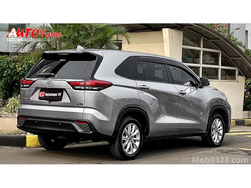 2023 Toyota Kijang Innova Zenix V (Premium Color) MPV