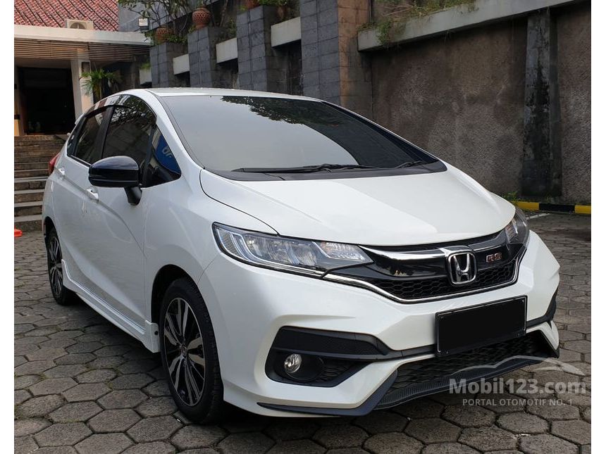 Jual Mobil Honda Jazz 2018 Rs 1 5 Di Dki Jakarta Automatic Hatchback Putih Rp 235 000 000 5777586 Mobil123 