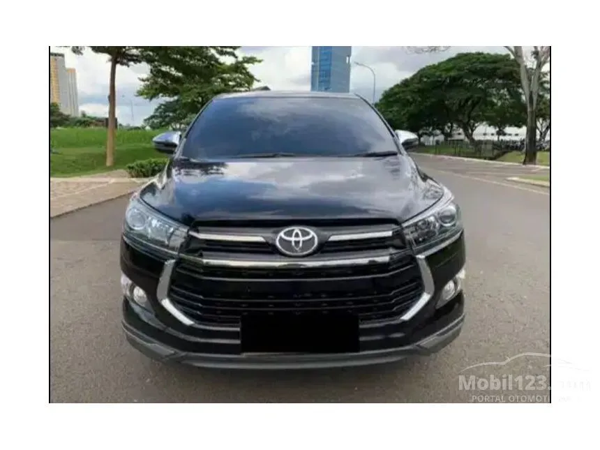 Jual Mobil Toyota Innova Venturer 2018 2.4 di Jawa Barat Automatic Wagon Hitam Rp 378.000.000