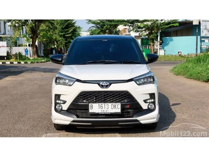 Jual Mobil Toyota Raize 2022 GR Sport 1.0 di Banten Automatic Wagon Putih Rp 215.000.000