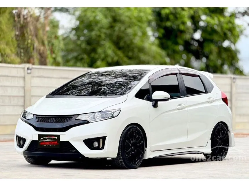 2015 Honda JAZZ SV Hatchback