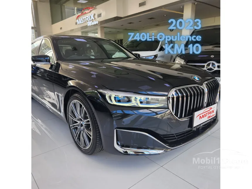 Jual Mobil BMW 740Li 2022 Opulence 3.0 di DKI Jakarta Automatic Sedan Hitam Rp 2.200.000.000
