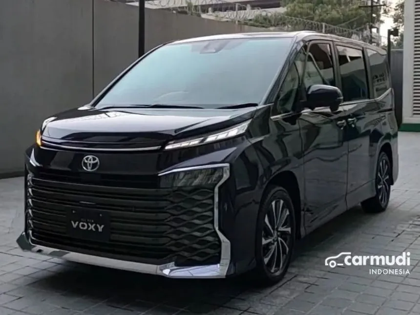 2024 Toyota Voxy Van Wagon