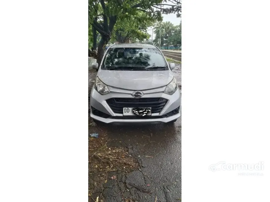 Jual Mobil Daihatsu Sigra 2018 M 1.0 di Sulawesi Selatan Manual MPV Silver Rp 105.000.000