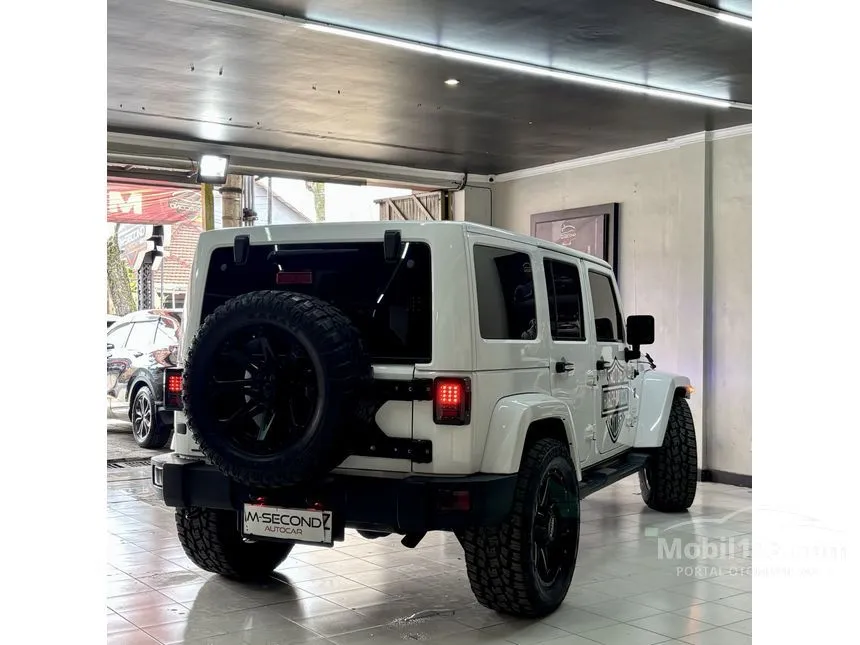 2012 Jeep Wrangler Sahara Unlimited 4 Door SUV