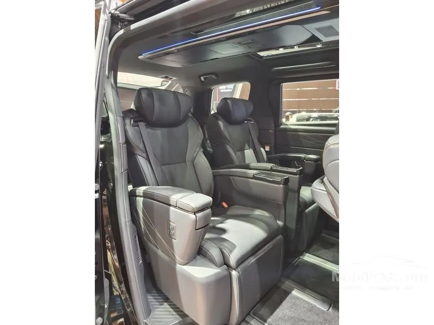 2026 Toyota Alphard XE HEV (Premium Color) MPV