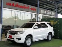 2012 Toyota Fortuner 2.7 (ปี 12-15) V SUV AT