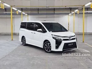 2018 Toyota Voxy 2.0 MPV
