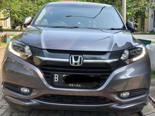 Dijual Cepat Mobil Pribadi HRV Prestige 1.8 April 2017 (NIK Feb 2017) Grey . 99,9% Like NEW