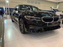 BMW 320i 2.0 Sport BEST PROMO & PRICE TDP 70JT*