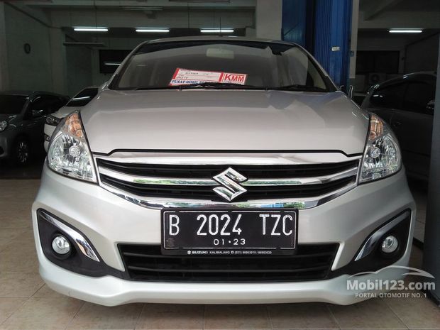 Suzuki Ertiga  Mobil  bekas  dijual  di Kediri  Jawa timur 