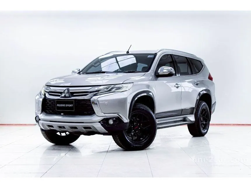 2016 Mitsubishi PAJERO SPORT GT Premium SUV