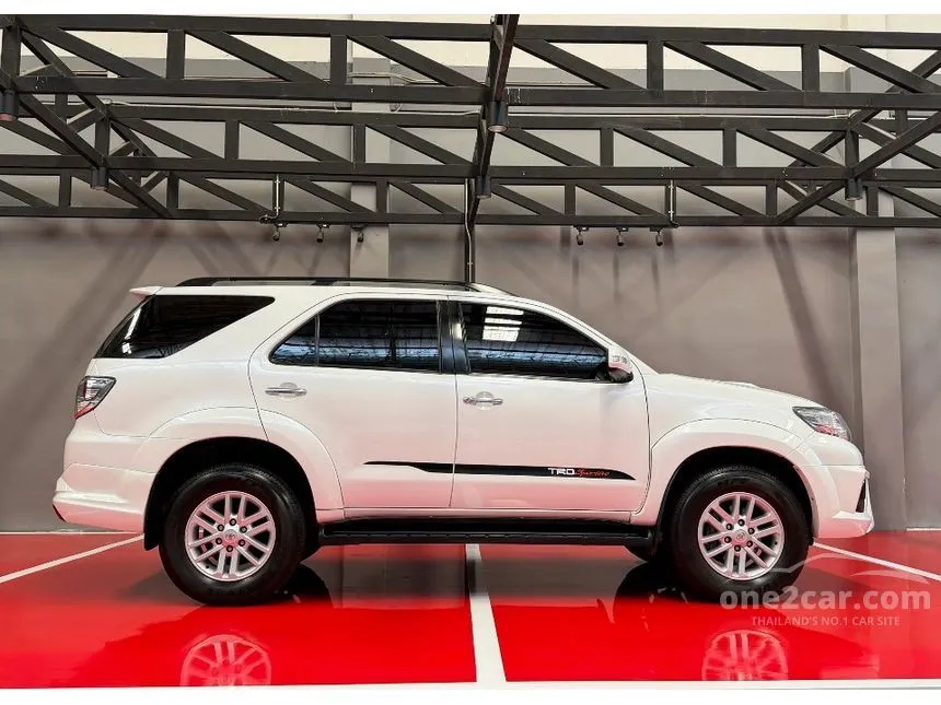 2014 Toyota FORTUNER V SUV