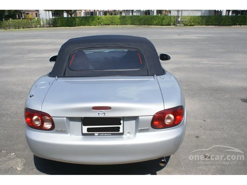 2003 Mazda MX-5 Convertible