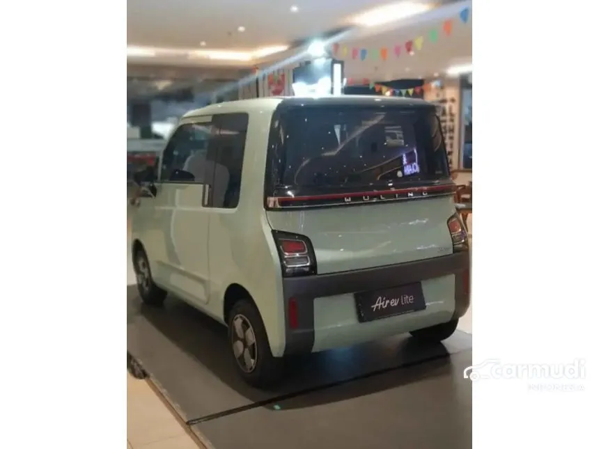 2024 Wuling EV Air ev Lite Long Range Hatchback